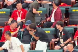杰伦看了会流泪！
